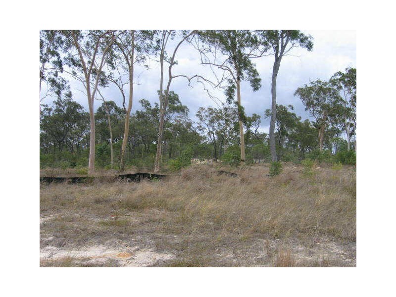 Foreshores QLD 4678
