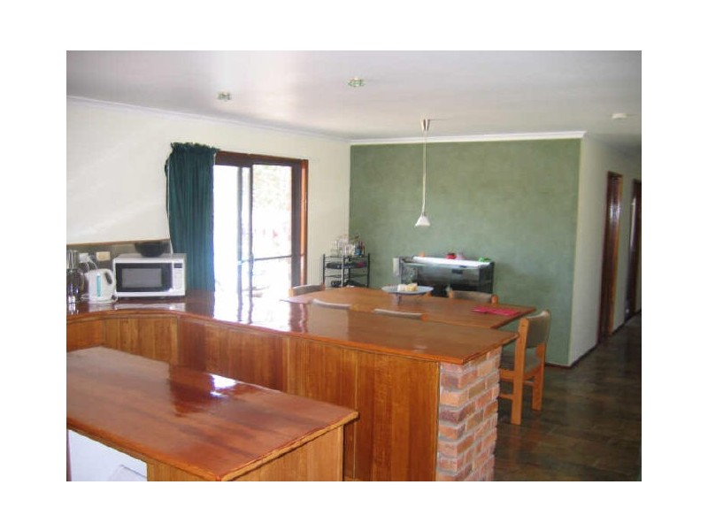 9 Copper Crescent, Tannum Sands QLD 4680