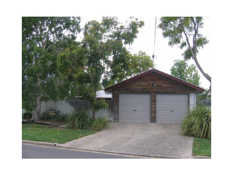 22 Sayre Crescent, Boyne Island QLD 4680