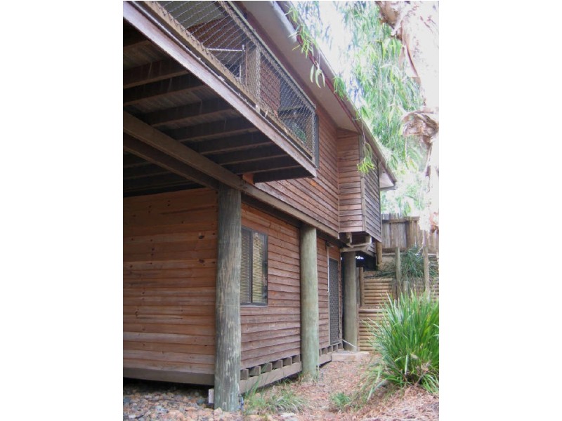22 Sayre Crescent, Boyne Island QLD 4680
