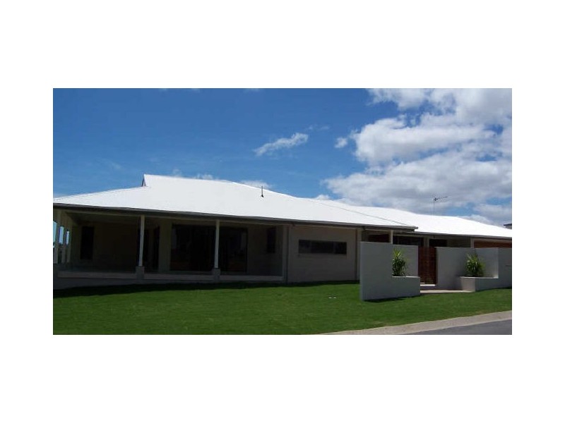 71 The Oaks Road, Tannum Sands QLD 4680