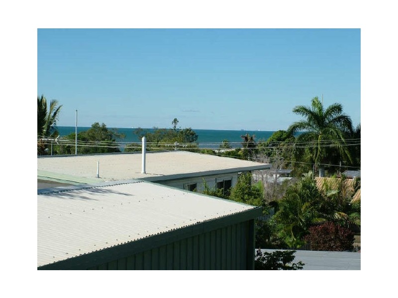 31 Amaroo Street, Boyne Island QLD 4680