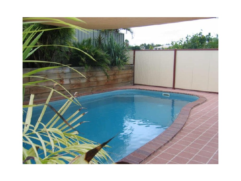 13 Wedge Street, Tannum Sands QLD 4680