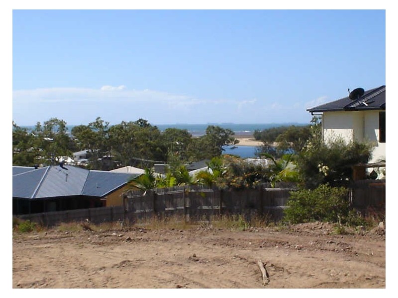 7 Danielle Place, Boyne Island QLD 4680
