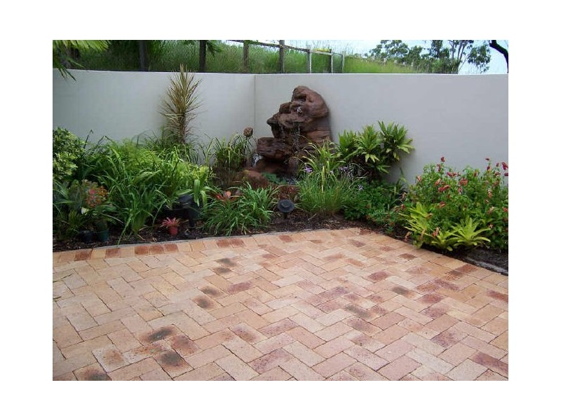 21 Tarcoola Drive, Boyne Island QLD 4680