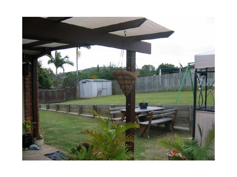 6 Fitzroy Court, Boyne Island QLD 4680