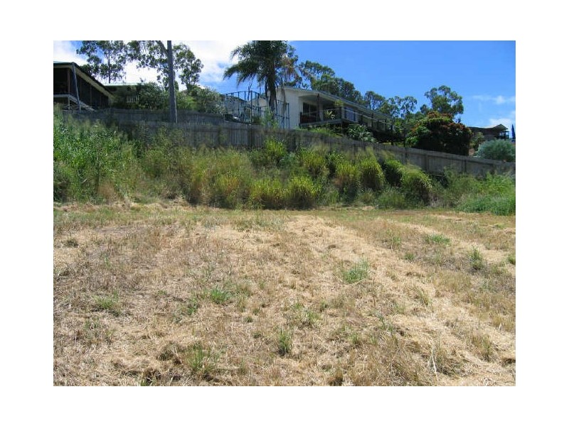 25 Marina Avenue, Boyne Island QLD 4680