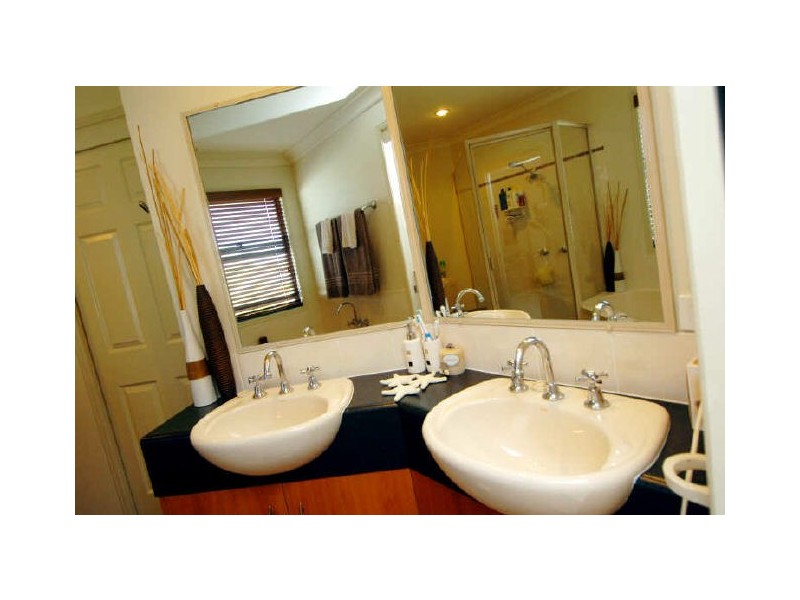 16 Schooner Street, Tannum Sands QLD 4680