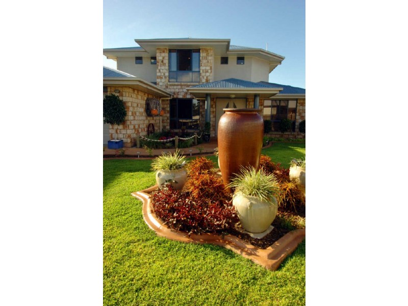 16 Schooner Street, Tannum Sands QLD 4680