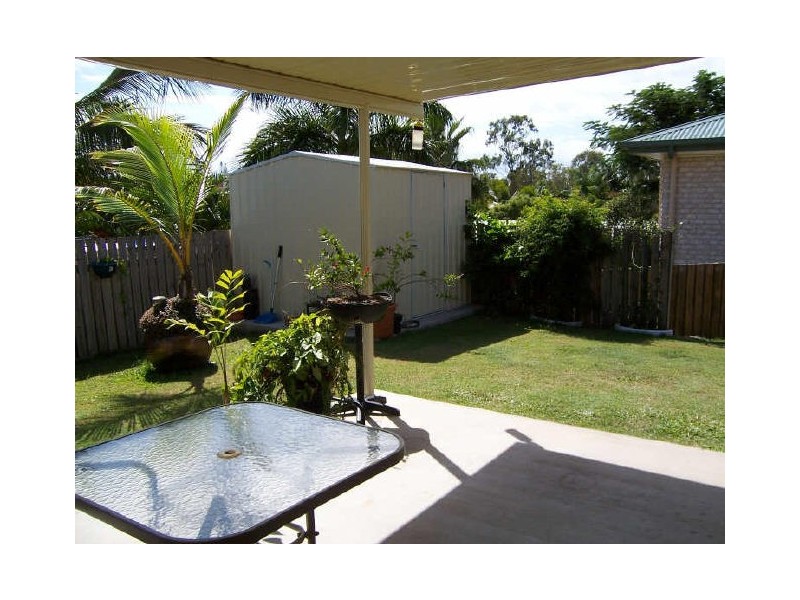 6 Richard Street, Boyne Island QLD 4680