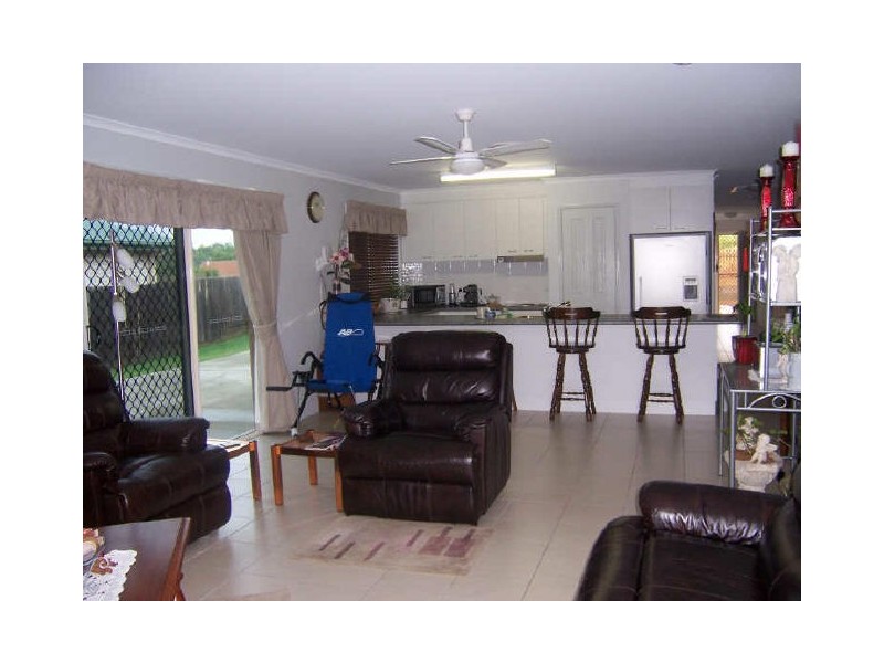 6 Richard Street, Boyne Island QLD 4680
