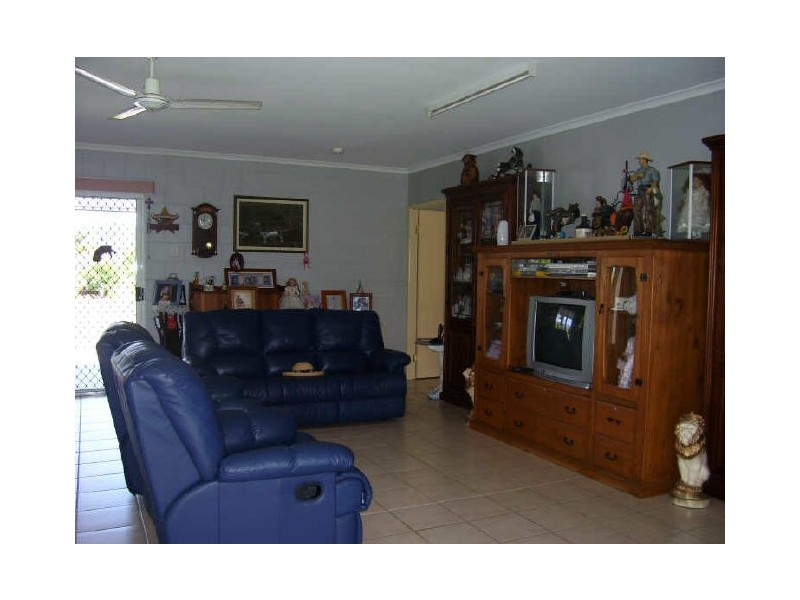 68 Koorawatha Drive, Bororen QLD 4678