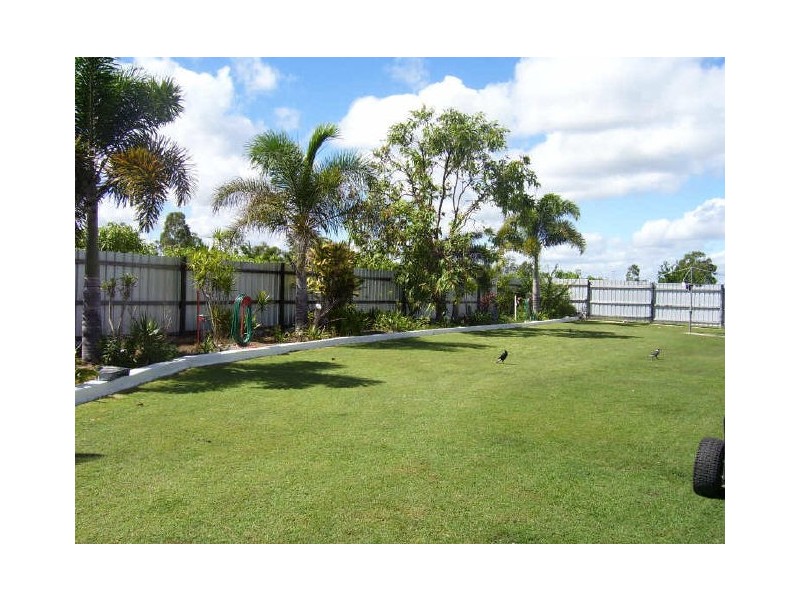 68 Koorawatha Drive, Bororen QLD 4678
