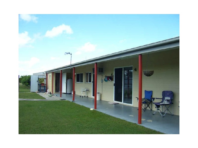 68 Koorawatha Drive, Bororen QLD 4678
