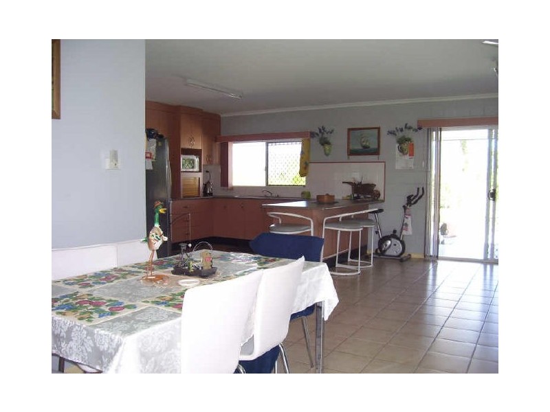 68 Koorawatha Drive, Bororen QLD 4678