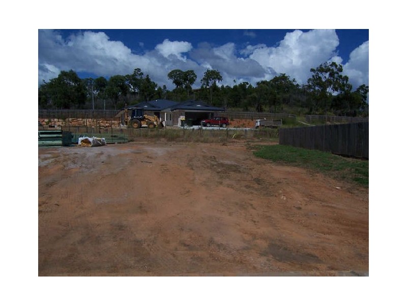 24 Longreach Court, Tannum Sands QLD 4680
