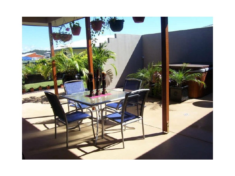 4 Schooner Street, Tannum Sands QLD 4680