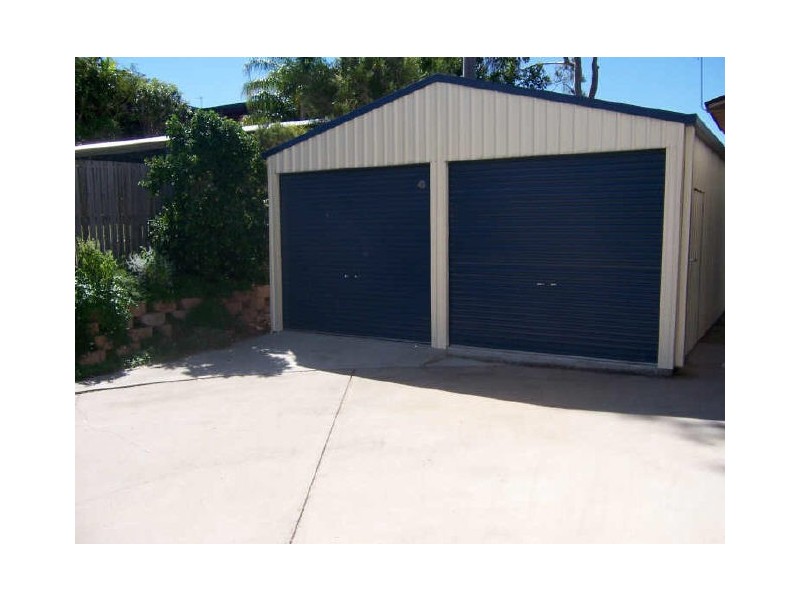 Crn Brin & Lomandra Street, Boyne Island QLD 4680