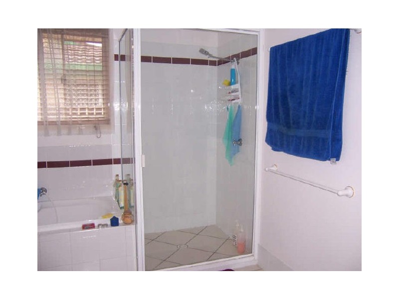 10 Latrobe Street, Tannum Sands QLD 4680