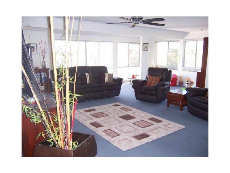 12 Tasman Court, Boyne Island QLD 4680