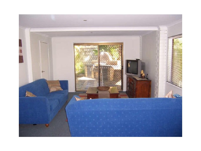 12 Tasman Court, Boyne Island QLD 4680