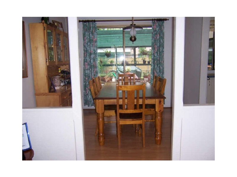 4 Alexander Street, Boyne Island QLD 4680