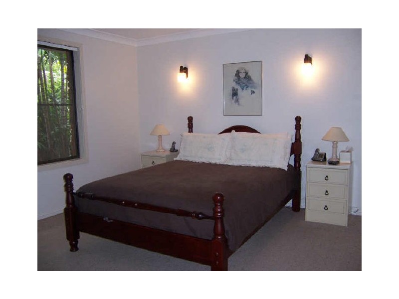 4 Alexander Street, Boyne Island QLD 4680