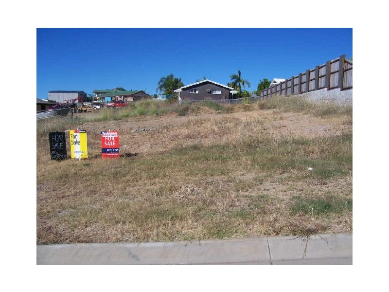 29 Lighthouse Drive, Boyne Island QLD 4680