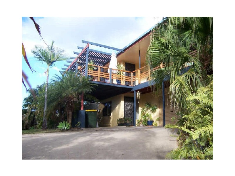 28 Sayre Crescent, Boyne Island QLD 4680