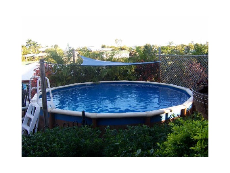 15 Wattora Close, Boyne Island QLD 4680