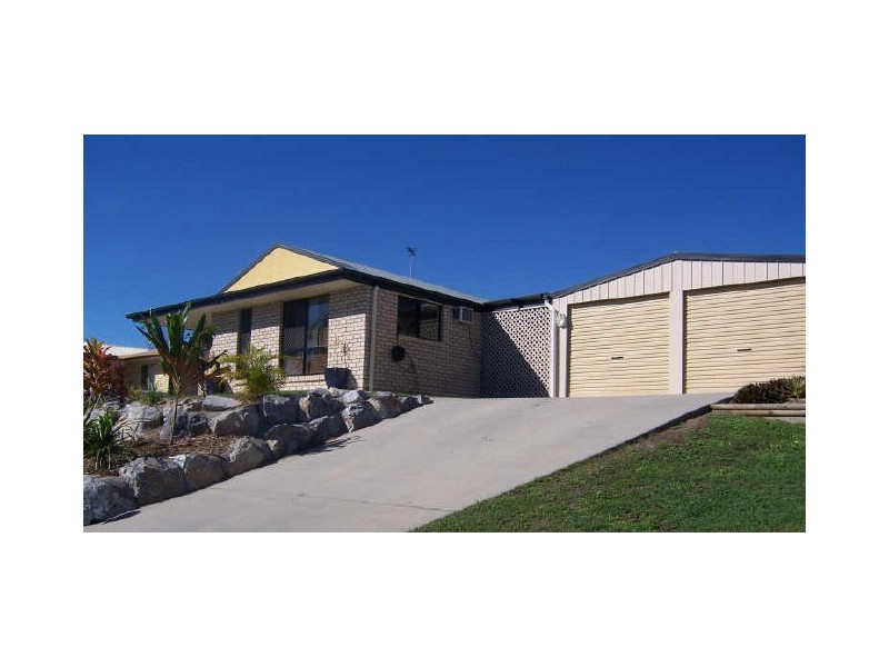 11 Lomandra Street, Boyne Island QLD 4680