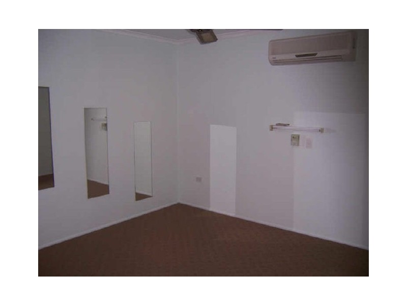 2/15 Beach Aveune, Tannum Sands QLD 4680