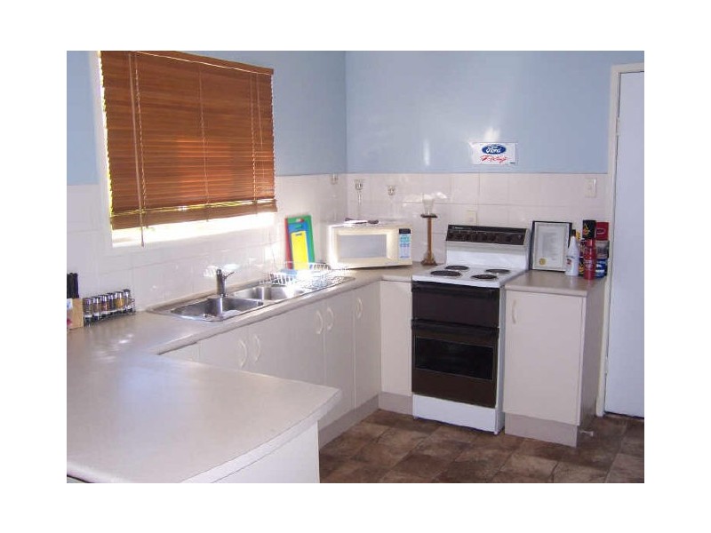 1 & 2/23 Wedge Street, Tannum Sands QLD 4680