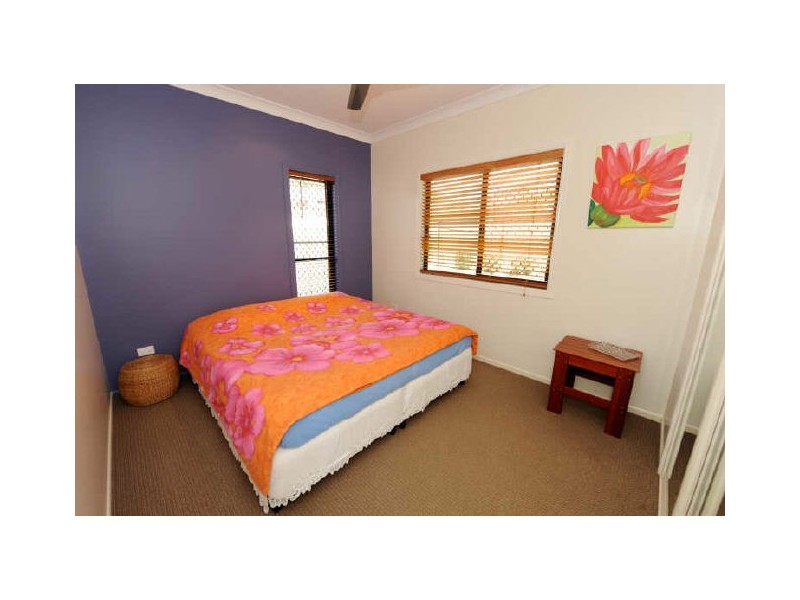 32 Lighthouse Drive, Boyne Island QLD 4680