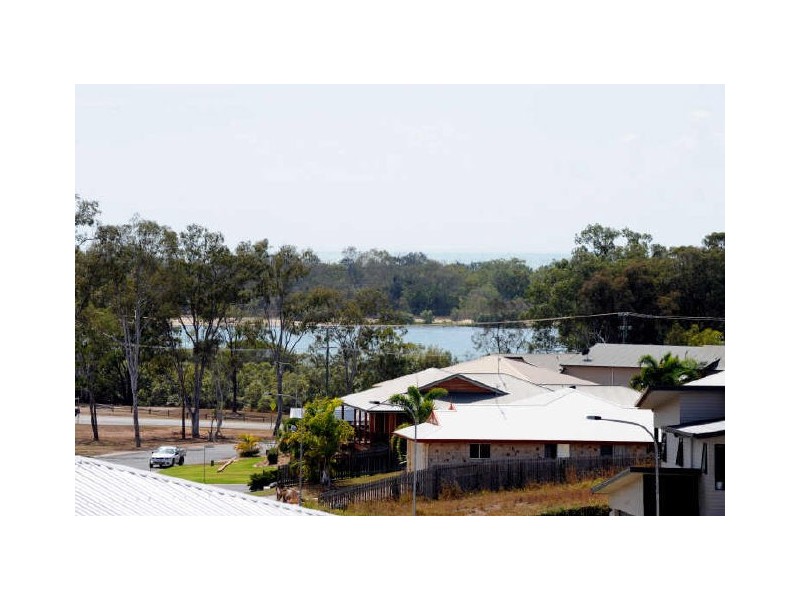 32 Lighthouse Drive, Boyne Island QLD 4680