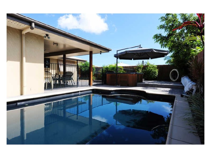 10 Schooner Street, Tannum Sands QLD 4680