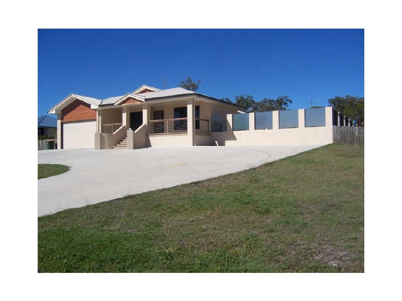 13 Plimsoll Court, Tannum Sands QLD 4680