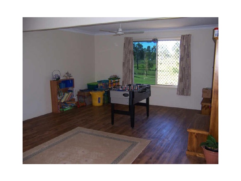 35 Hennie Drive, Benaraby QLD 4680