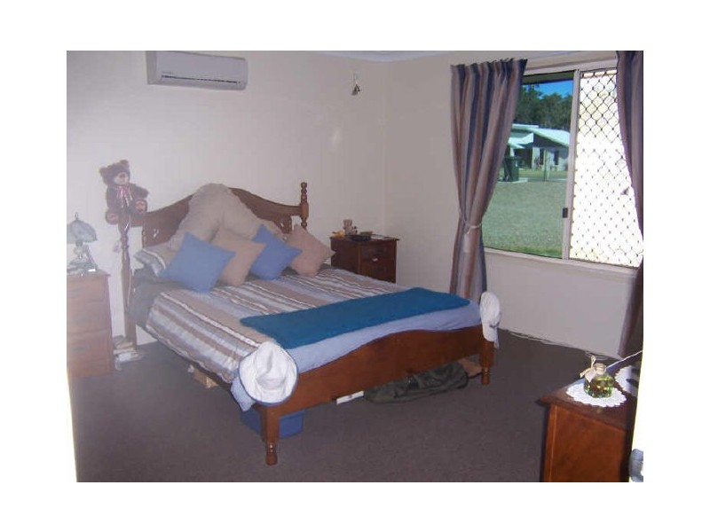 35 Hennie Drive, Benaraby QLD 4680