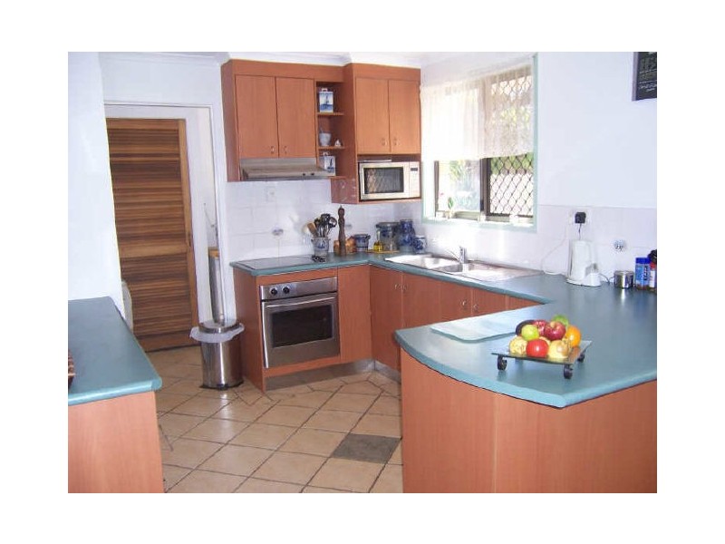 6 Langdon Street, Tannum Sands QLD 4680