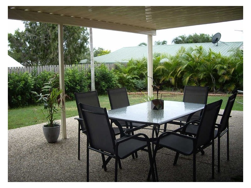 26 Curtis Avenue, Boyne Island QLD 4680