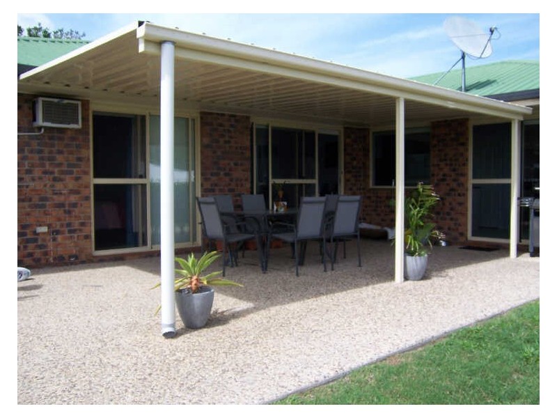 26 Curtis Avenue, Boyne Island QLD 4680