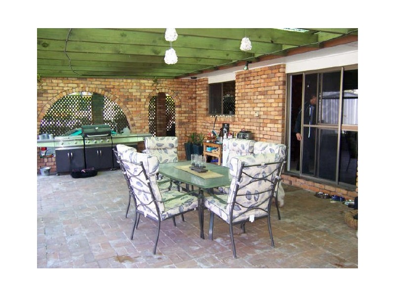25 Tyson Crescent, Tannum Sands QLD 4680
