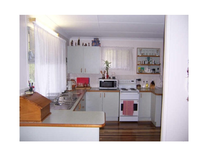 49 Amaroo Street, Boyne Island QLD 4680