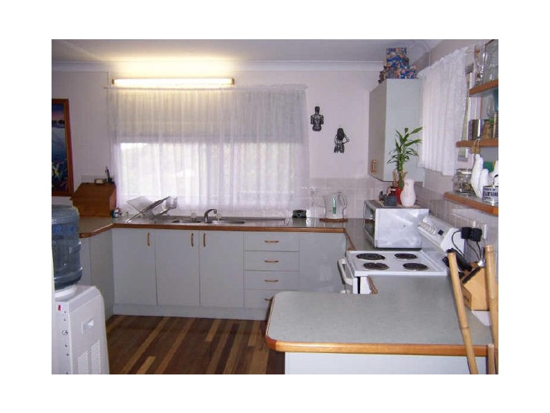 49 Amaroo Street, Boyne Island QLD 4680