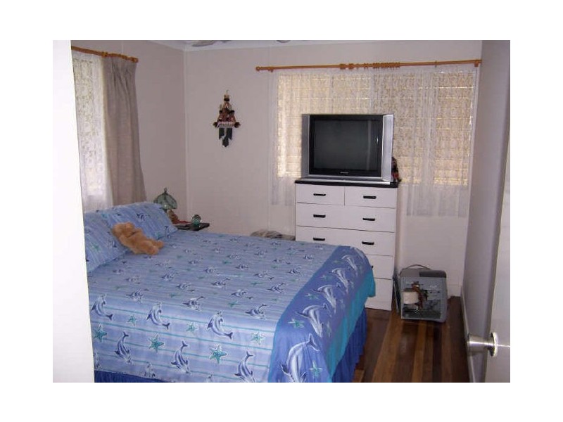 49 Amaroo Street, Boyne Island QLD 4680