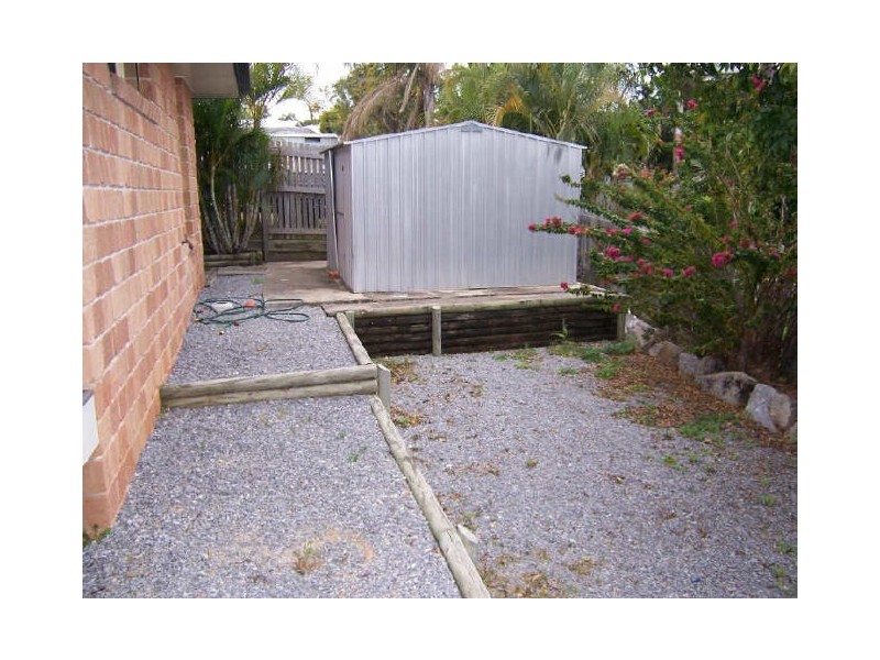 32 Curtis Avenue, Boyne Island QLD 4680