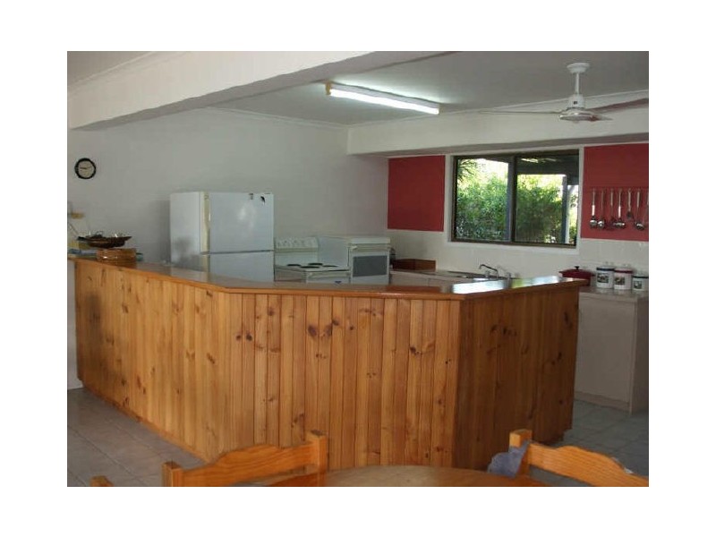 27 Island Esplanade, Boyne Island QLD 4680