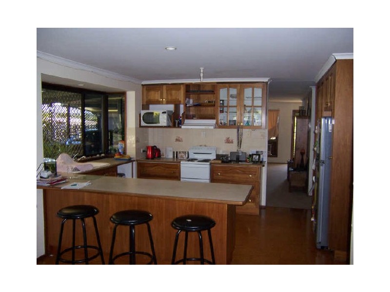 37 Latrobe Street, Tannum Sands QLD 4680