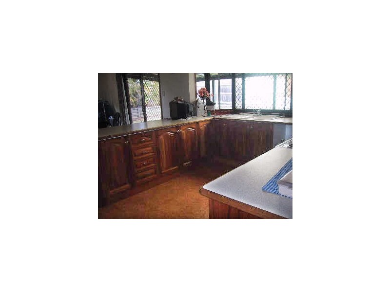 37 Latrobe Street, Tannum Sands QLD 4680